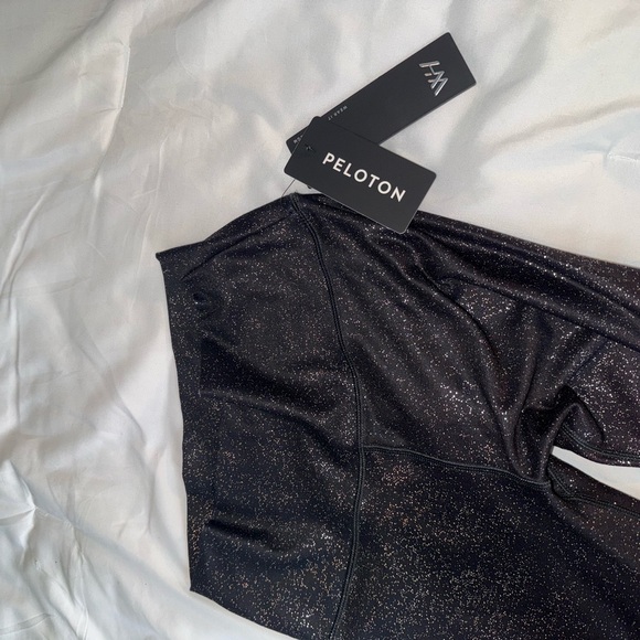 Women's Peloton Bra and Legging set - Picture 3 of 6